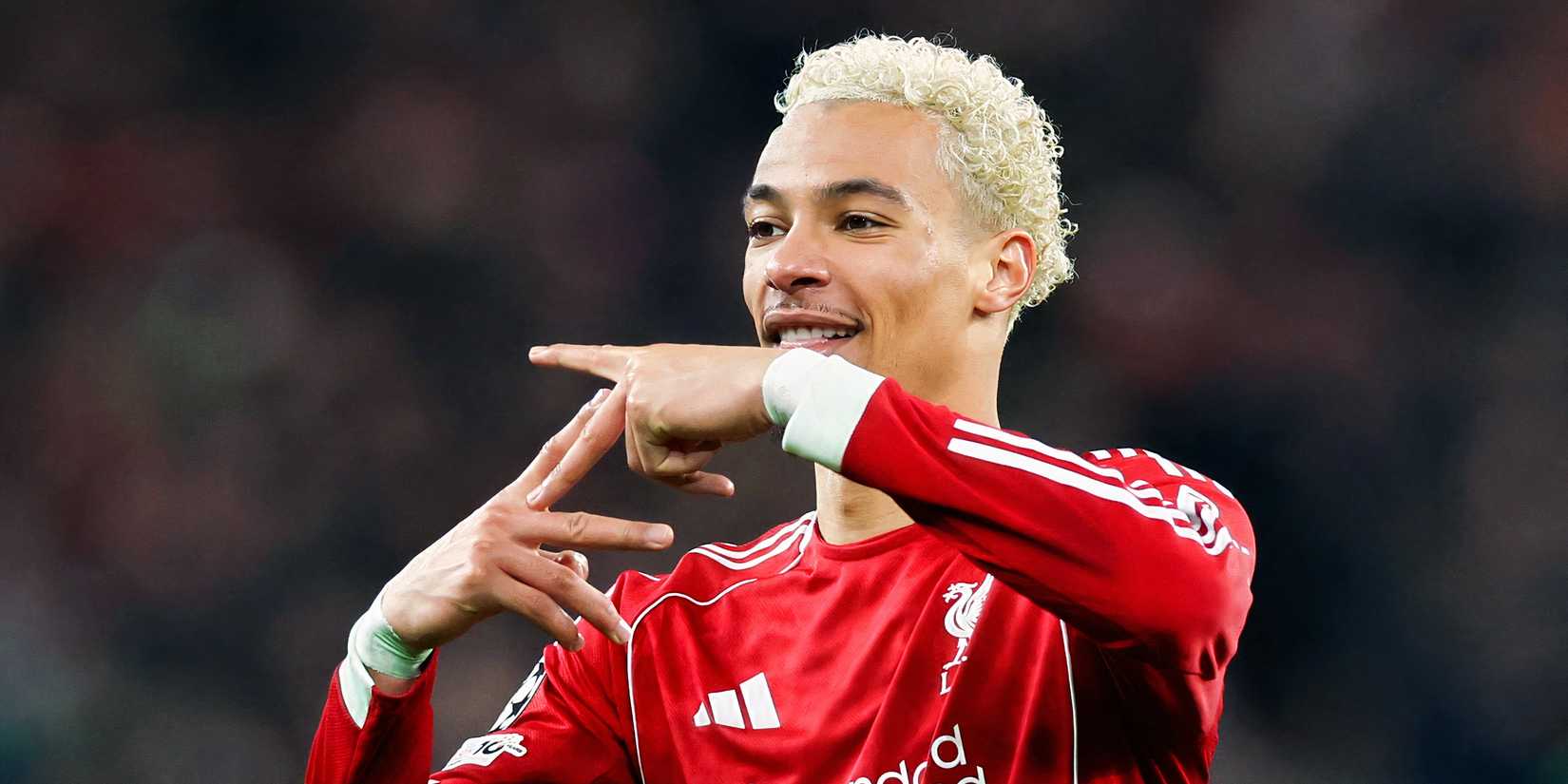 O atacante do Liverpool Hugo Ikitek