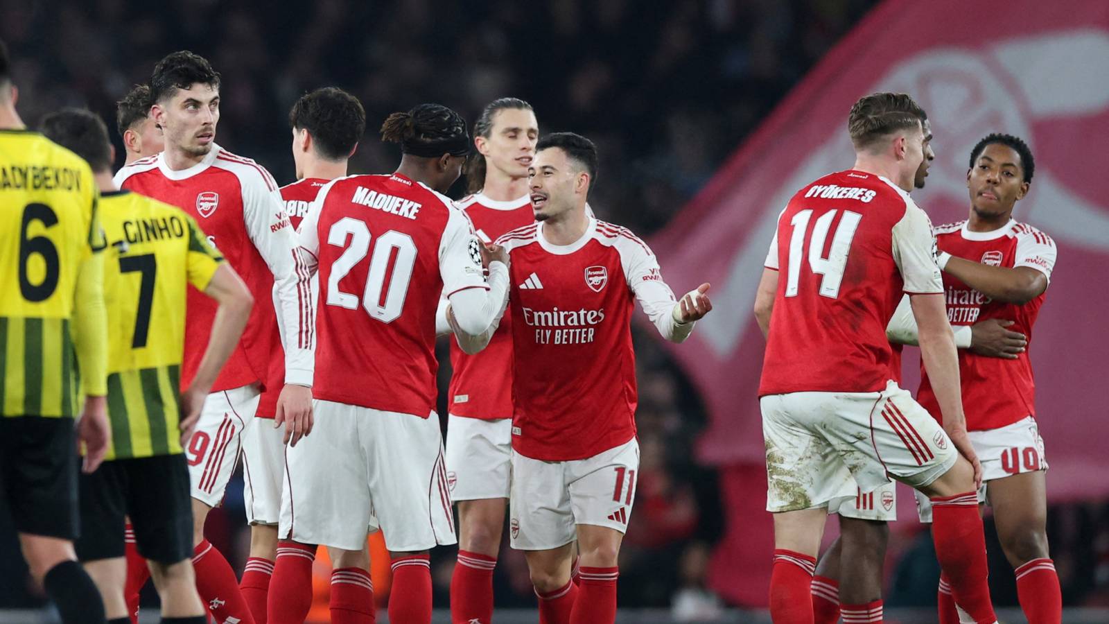 Arteta must drop Arsenal star who lost the ball every three touches v Kairat