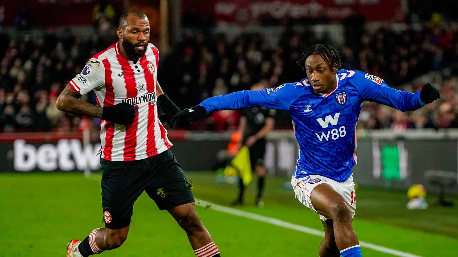 Il Sunderland lotta per mantenere Romaine Mundle mentre i Rangers si schierano a gennaio Il Sunderland lotta per mantenere Romaine Mundle mentre i Rangers si schierano a gennaio