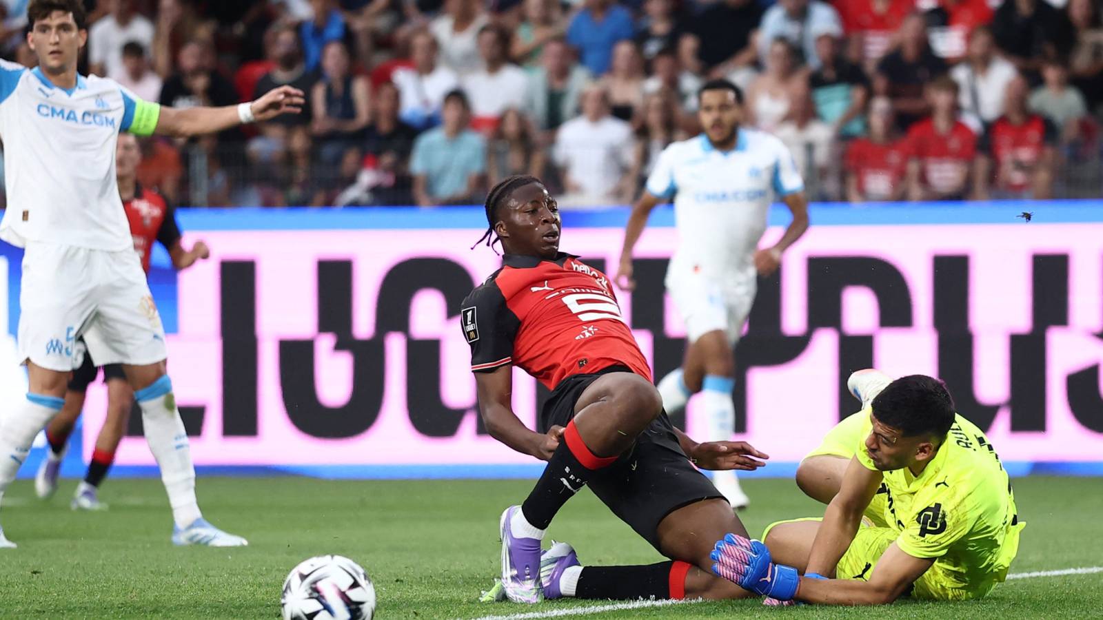 Newcastle join 7-club Premier League race to sign Kader Meite