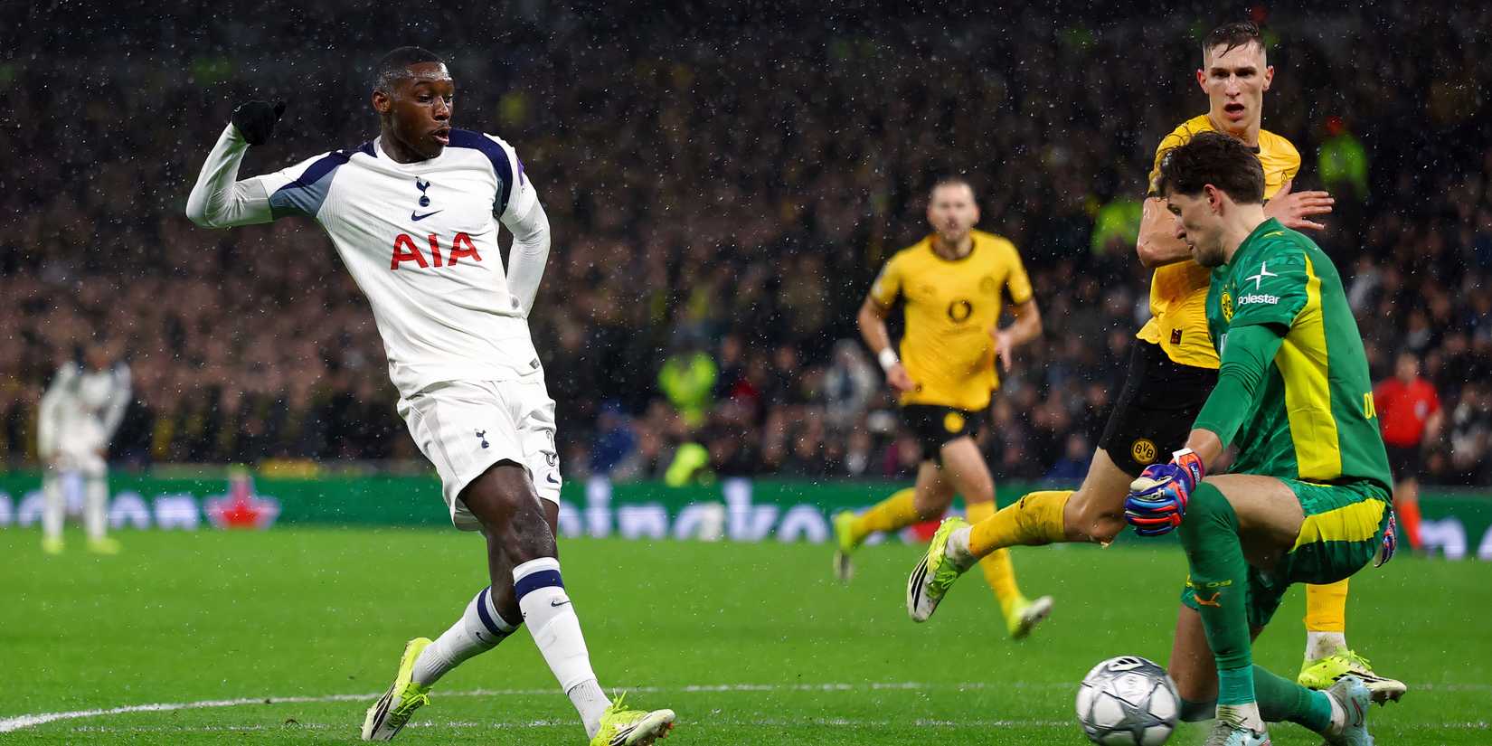 Tottenham striker Randal Kolo Muani