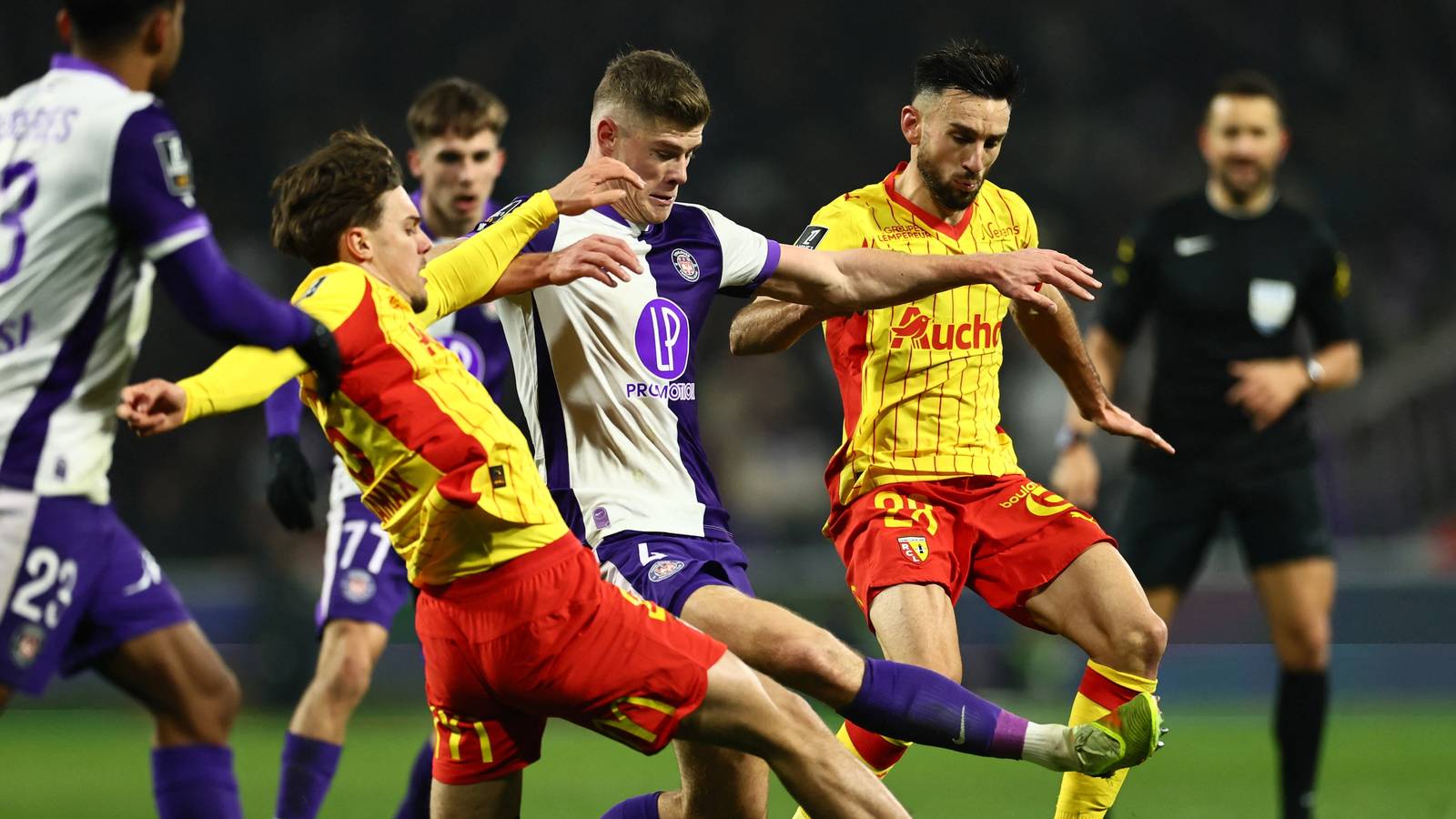 The key advantage Crystal Palace now hold in race to sign Charlie Cresswell