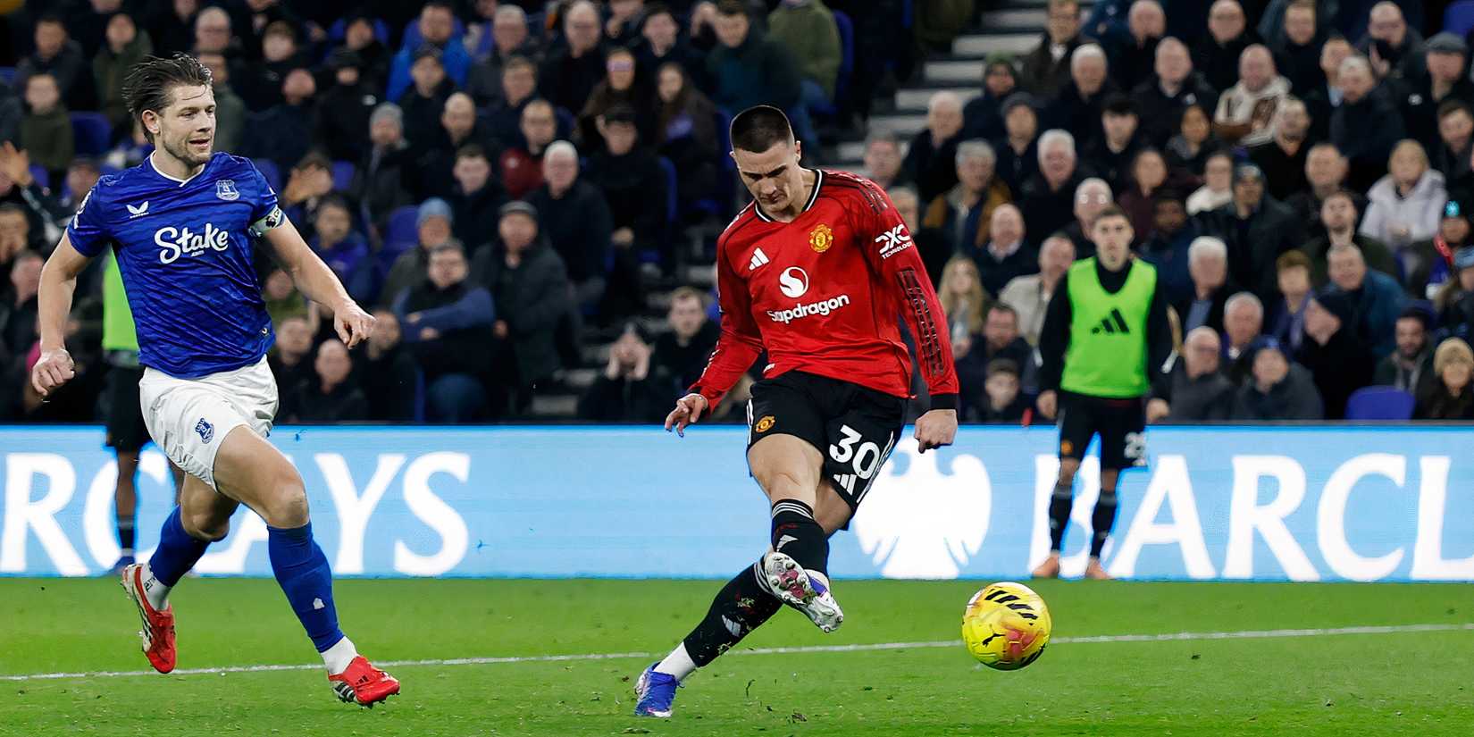 Benjamin Sisko pelo Manchester United-1