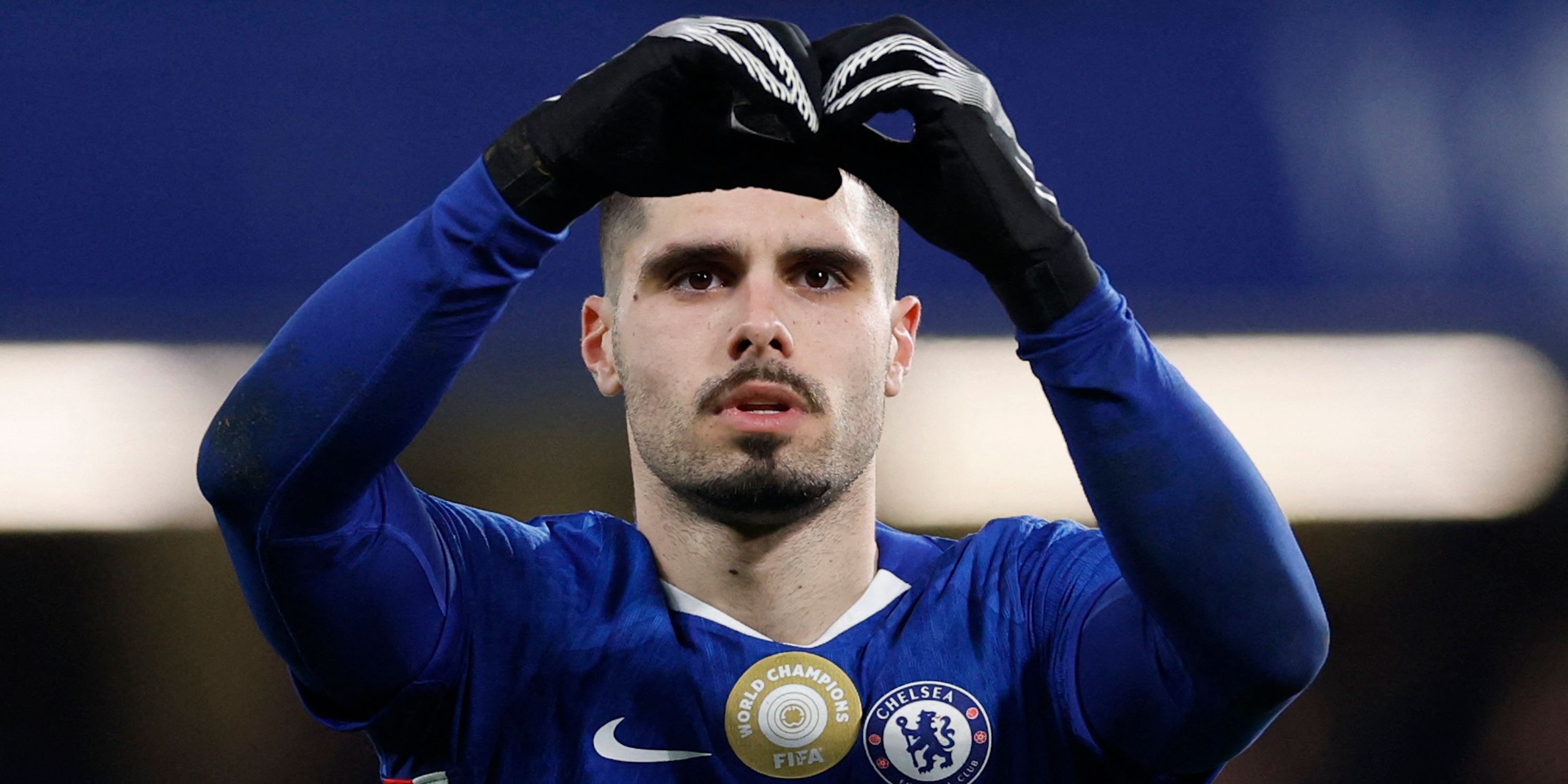 Pedro Neto, do Chelsea, comemora após a partida