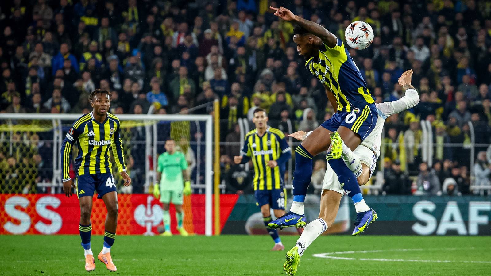 Tottenham approached to sign "special" £71m striker in deadline-busting move - Football FanCast