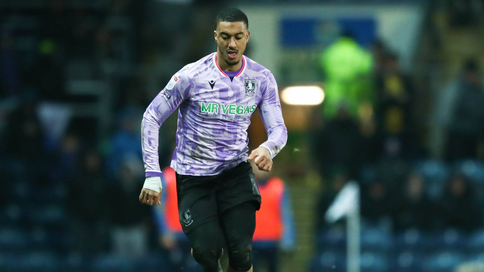 Yan Valery makes latest transfer decision as Sheffield Wednesday hold "talks"