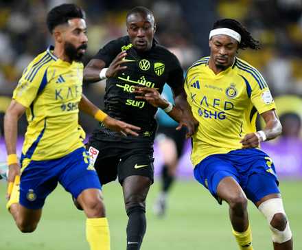 Aston Villa adamant Evan Guessand has no future as Crystal Palace eye deal 4 moussa-diaby-al-ittihad