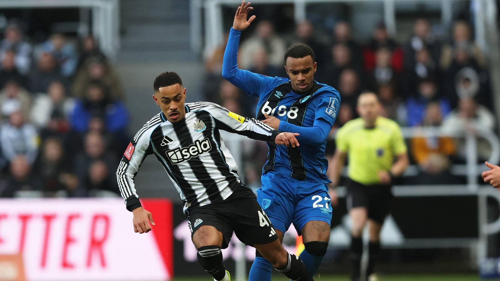 Liverpool working to beat Real Madrid to Eli Junior Kroupi as transfer race heats up