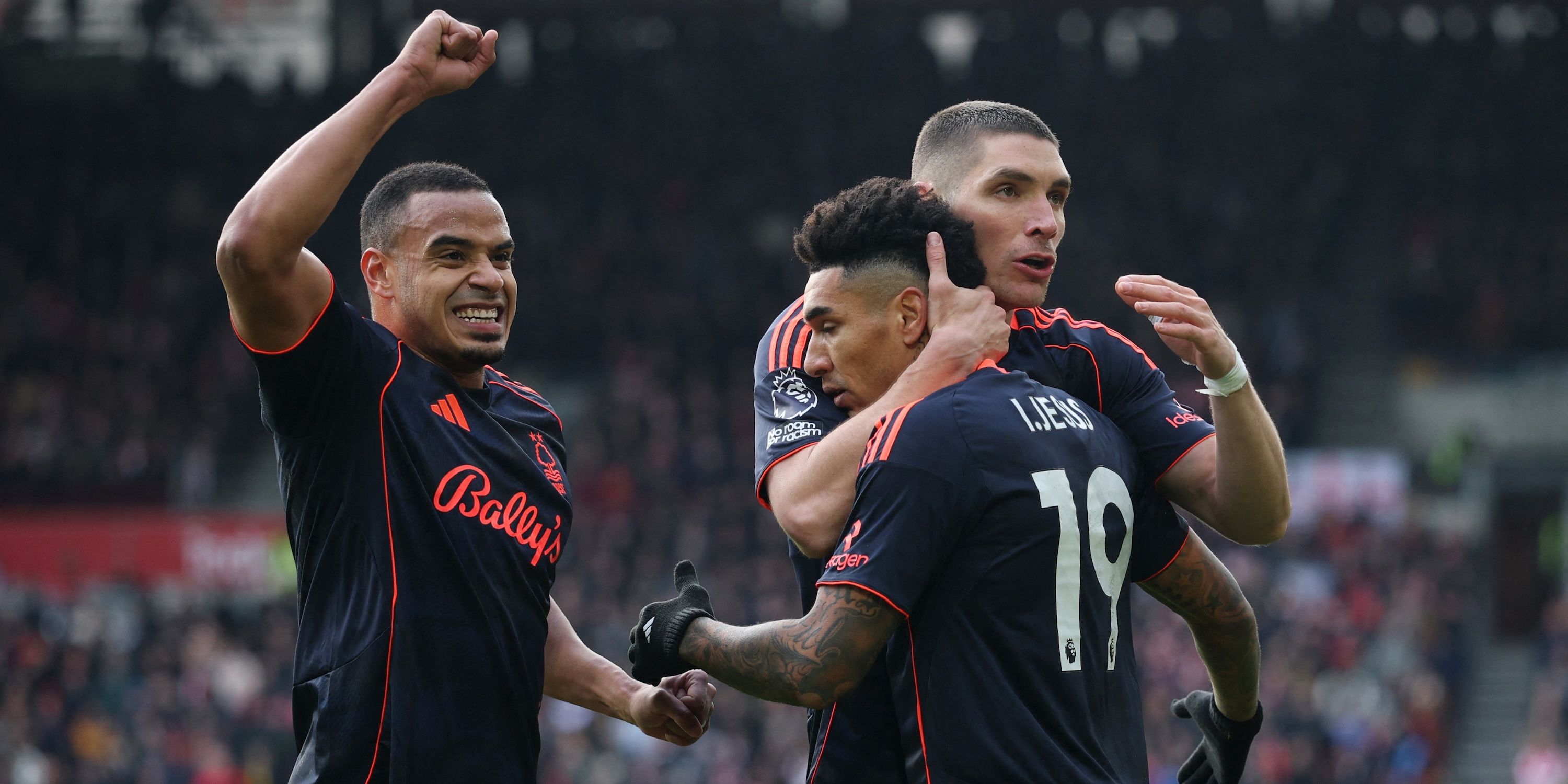 Nottingham Forest's Igor Jesus celebrates scoring their first goal with Murillo and Nikola Milenkovic
