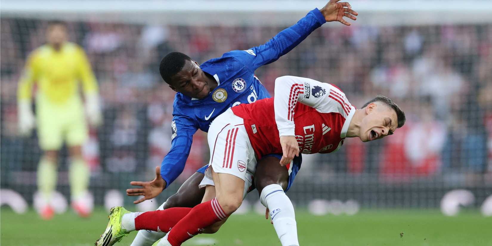 Arsenal-Chelsea-Trossard-Caicedo