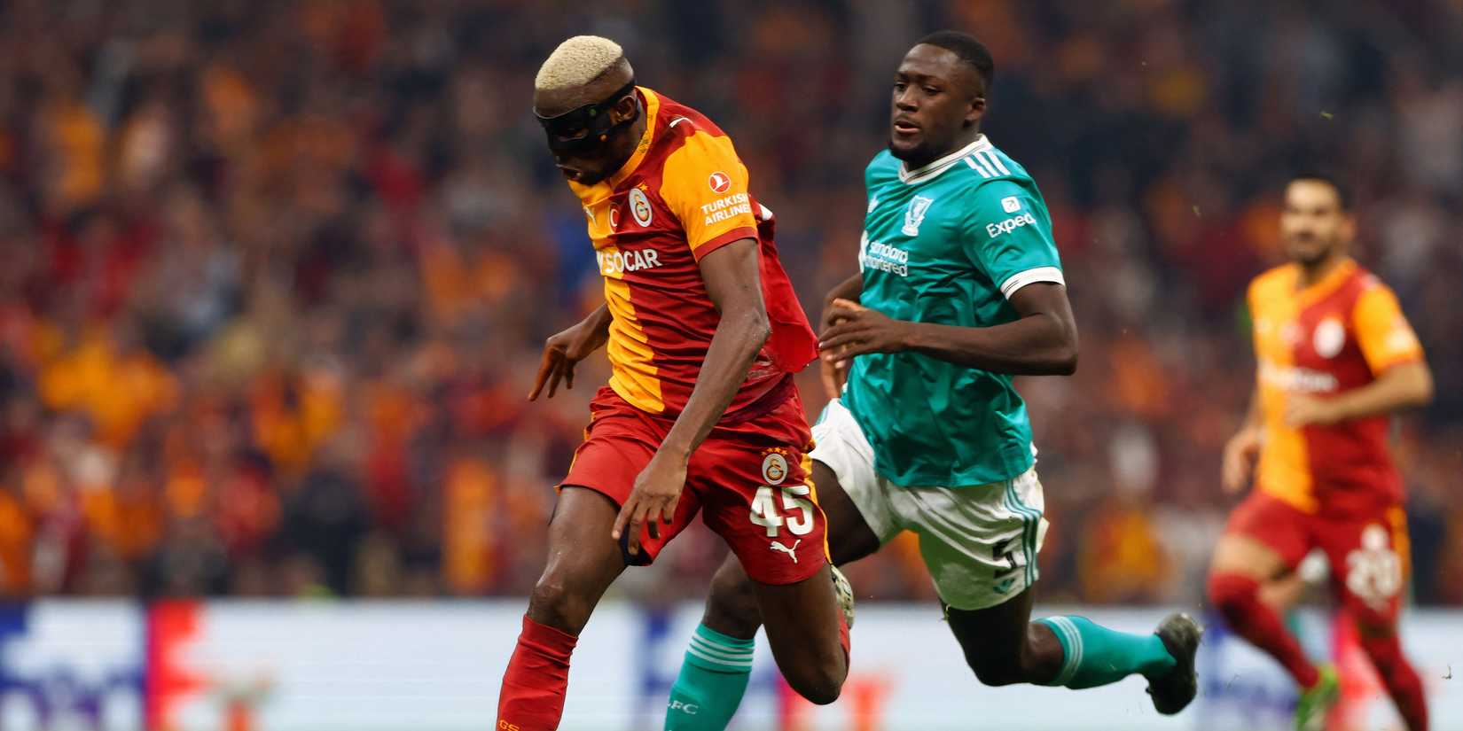 Abraham Connaught pelo Liverpool-1