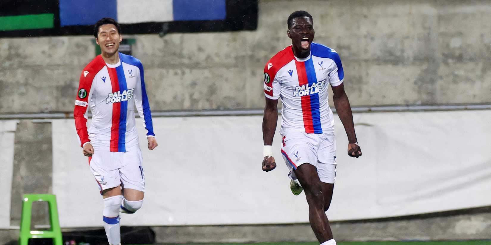 Ismaila Sar marcou para o Crystal Palace