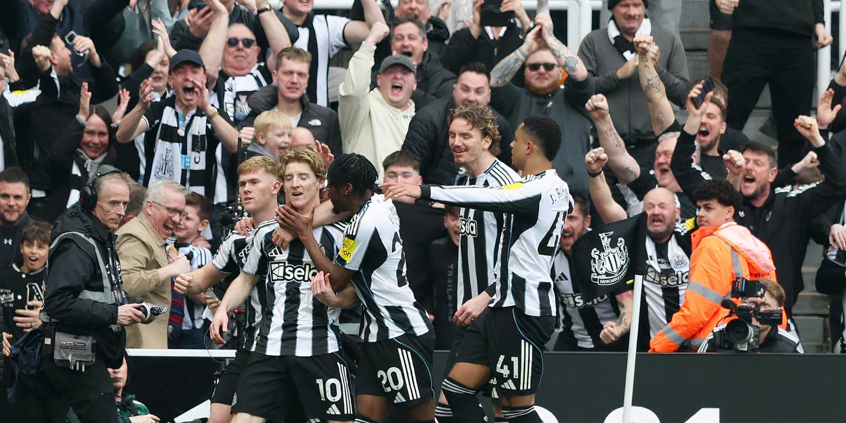 Gol do time Newcastle-Sunderland