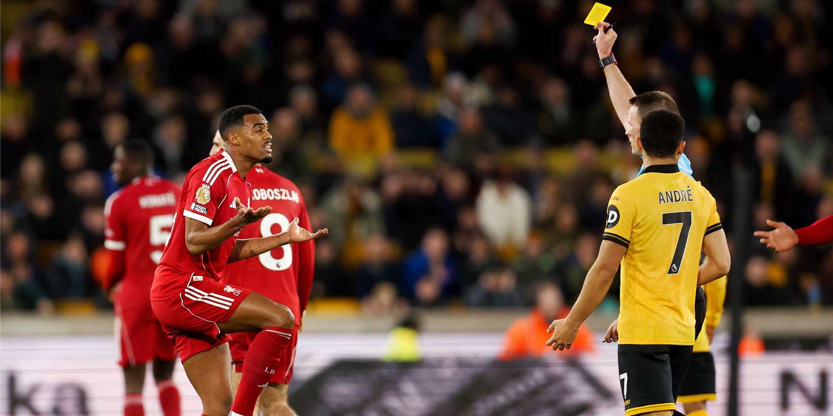 Ryan Gravenberch recebe uma reserva