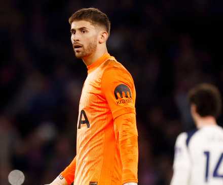 Keane alternative: Spurs could hire Tudor upgrade who's "similar to Klopp" 4 Tottenham goalkeeper Guglielmo Vicario