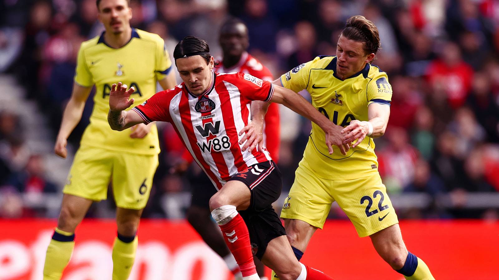 De Zerbi could bench Gallagher to release Spurs’ Carrick & Modric hybrid De Zerbi could bench Gallagher to release Spurs’ Carrick & Modric hybrid