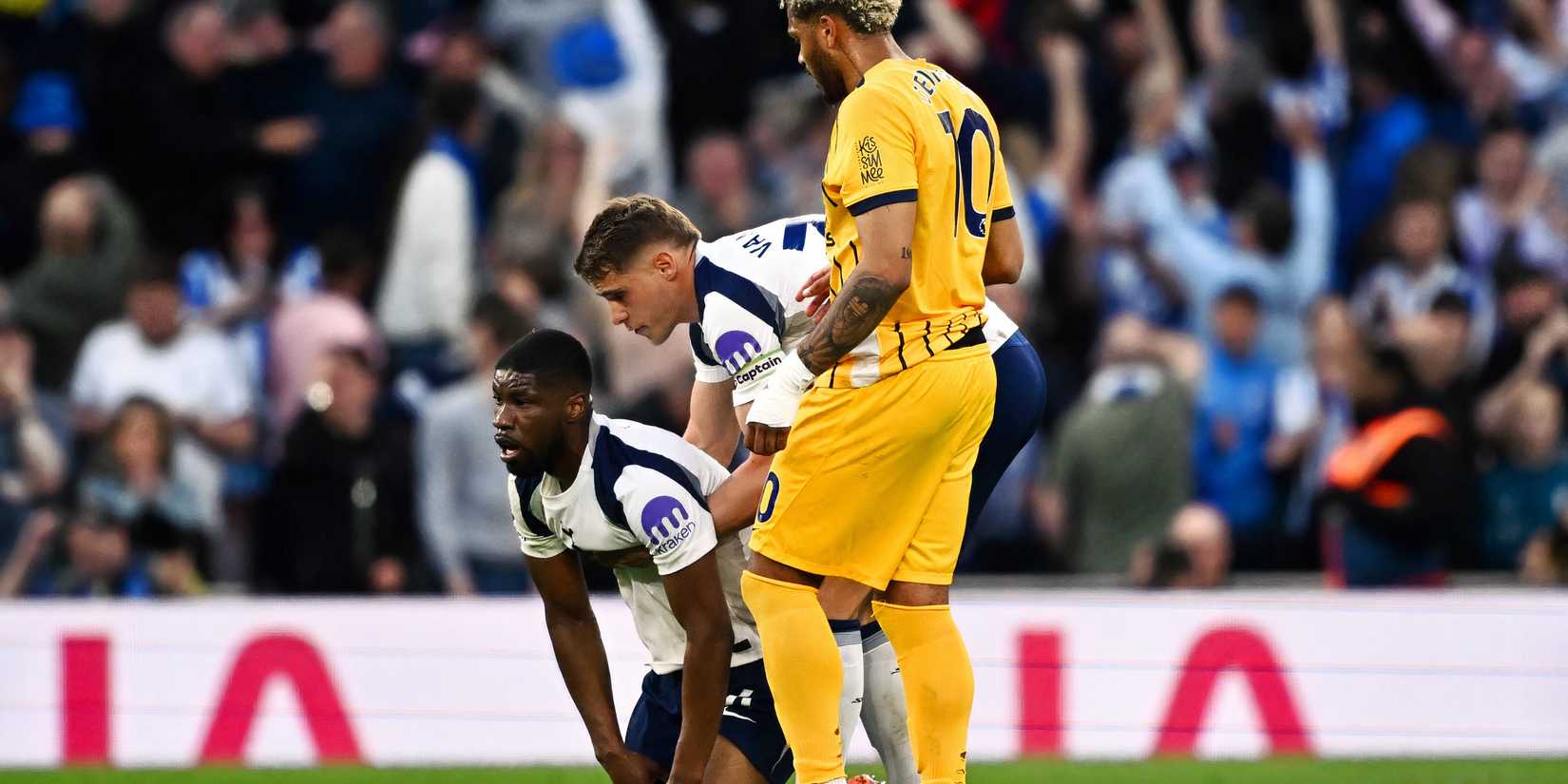 Kevin Danso pelo Tottenham