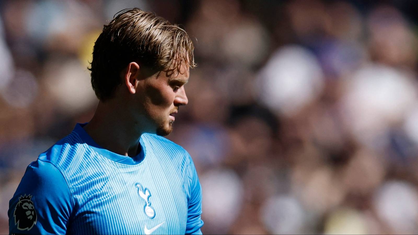 Fewer touches than Kinsky: De Zerbi must drop Spurs dud who lost 80% of duels