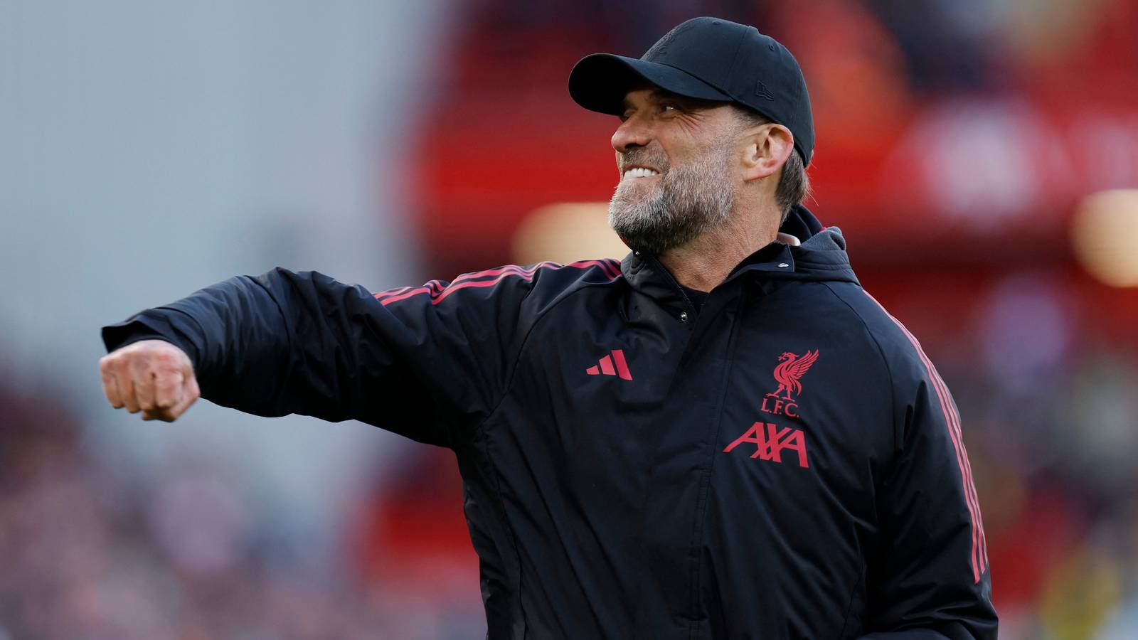 Liverpool make approach to sign £209k-a-week Jurgen Klopp favourite