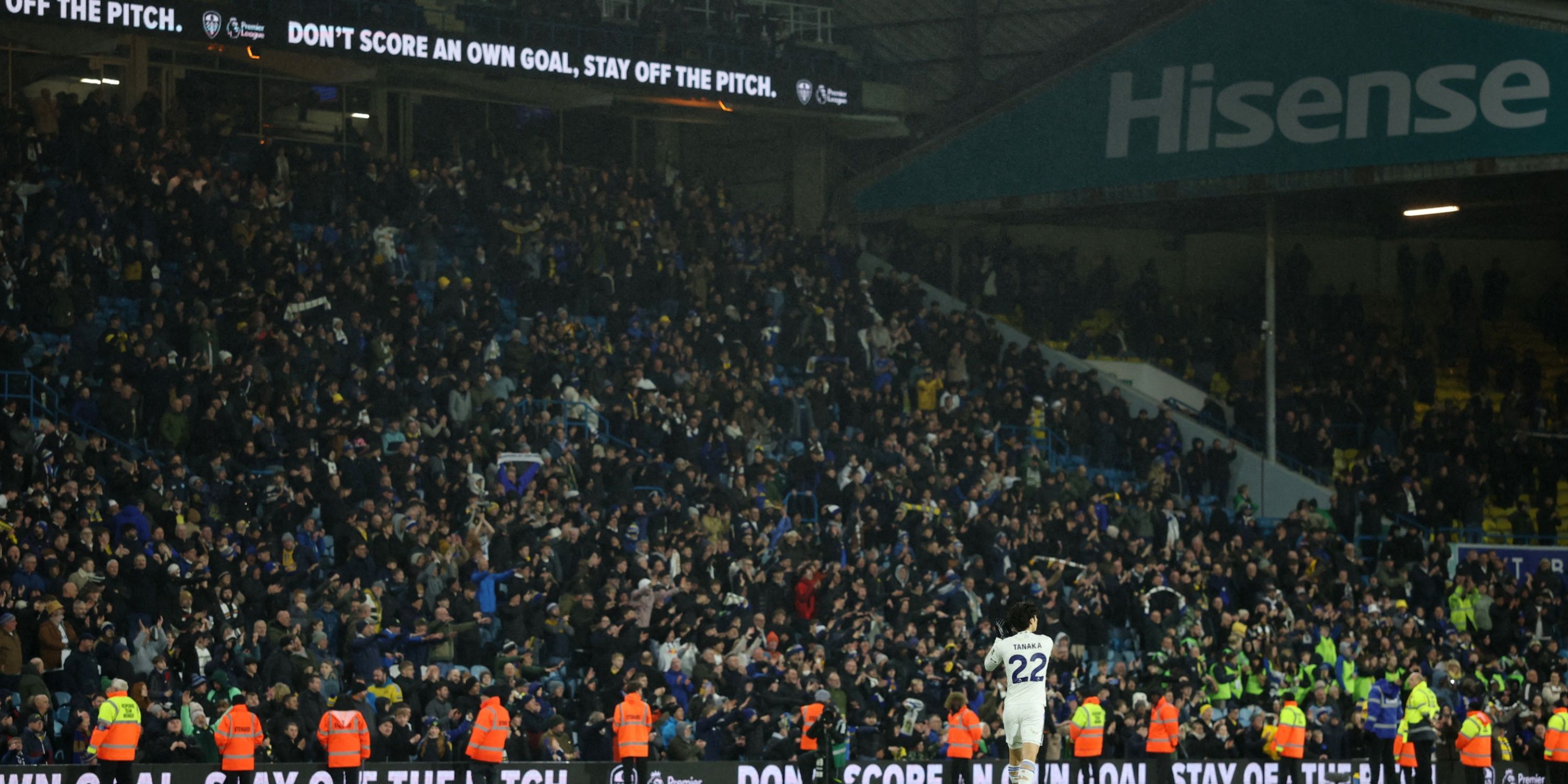 Torcedores do Leeds United comemoram