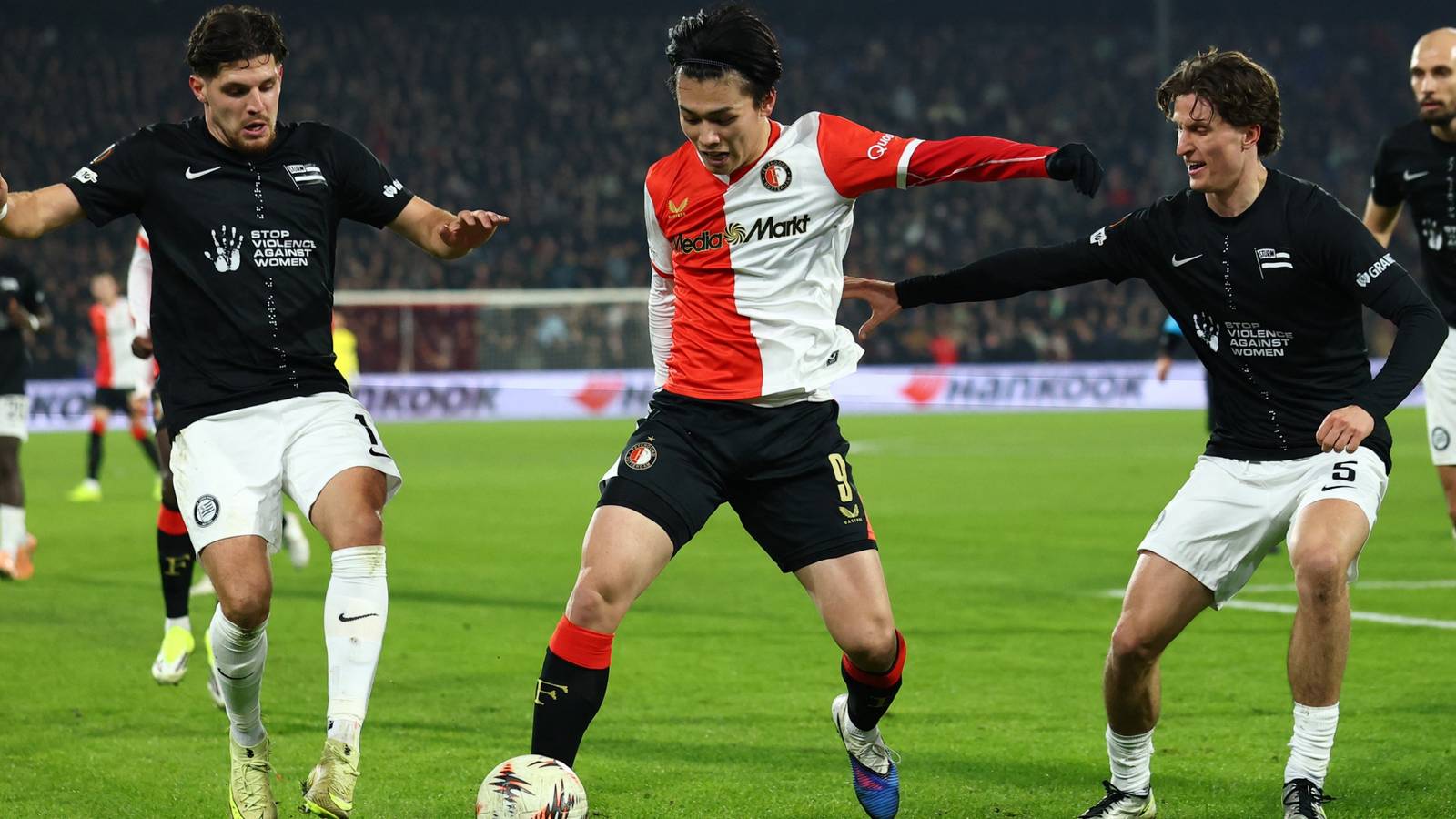 The 49ers are in the race to sign Leeds’ top goalscorer The 49ers are in the race to sign Leeds’ top goalscorer