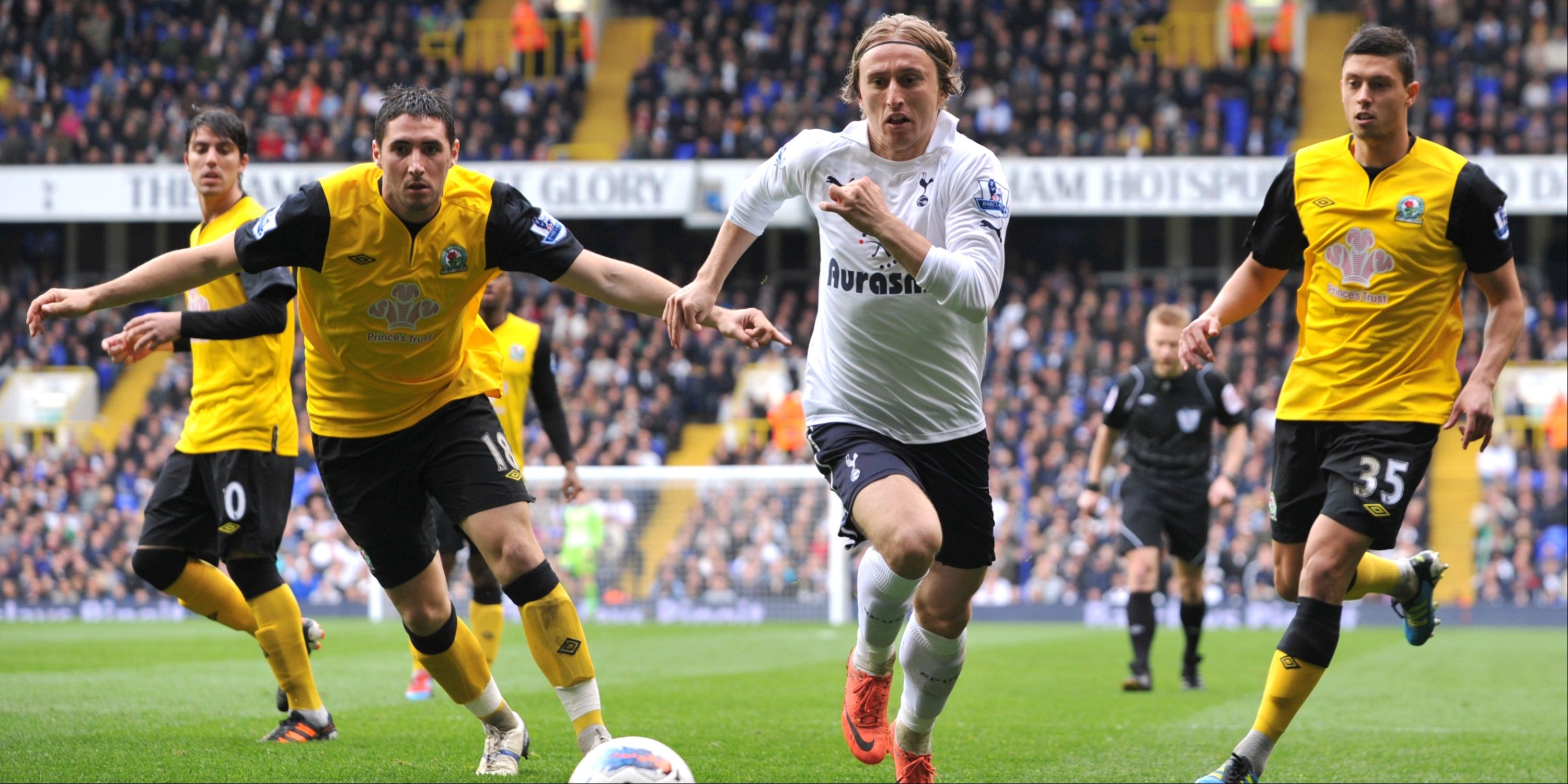 Modric-Spurs-2012