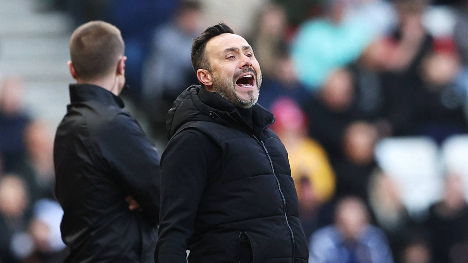 De Zerbi now wants Spurs to sign a £15m left-back to replace Andy Robertson De Zerbi now wants Spurs to sign a £15m left-back to replace Andy Robertson