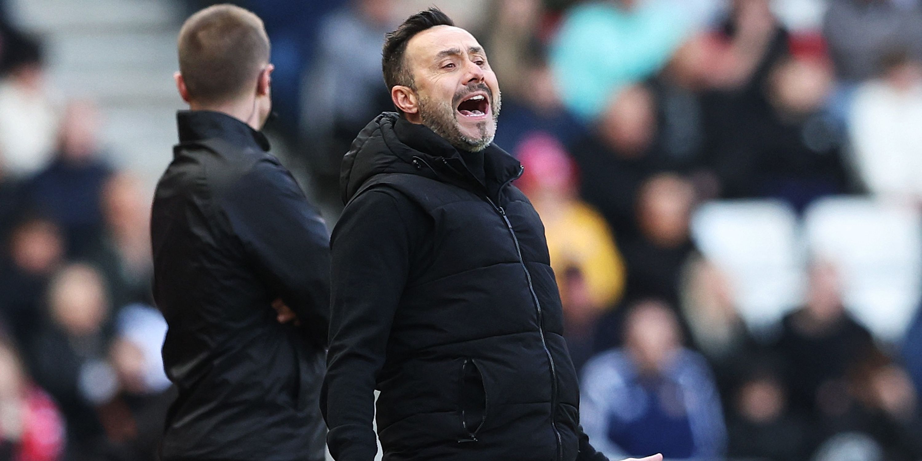 Tottenham Hotspur manager Roberto De Zerbi reacts during the match