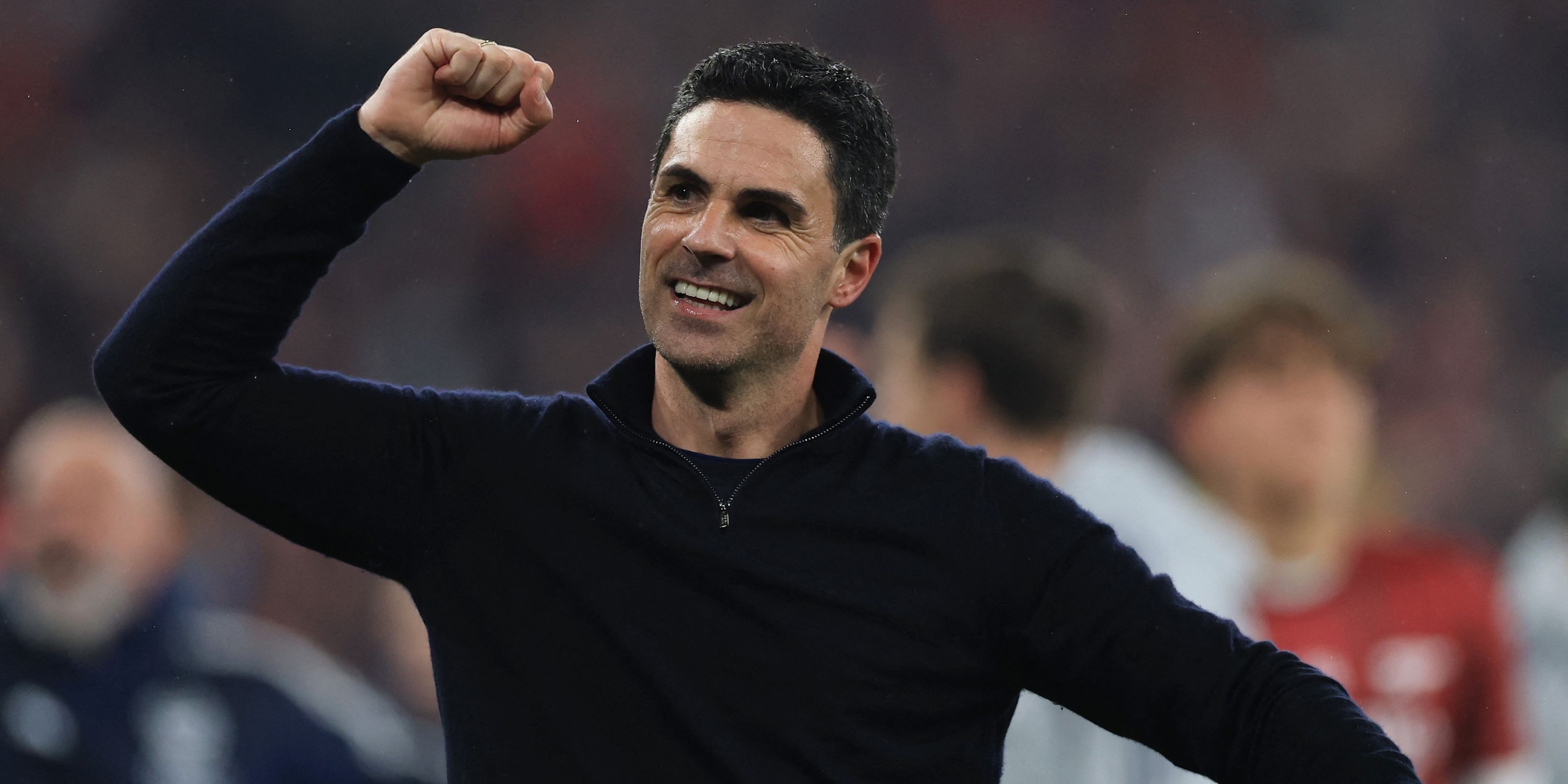 El técnico del Arsenal, Mikel Arteta, celebra tras llegar a la final de la UEFA Champions League. 