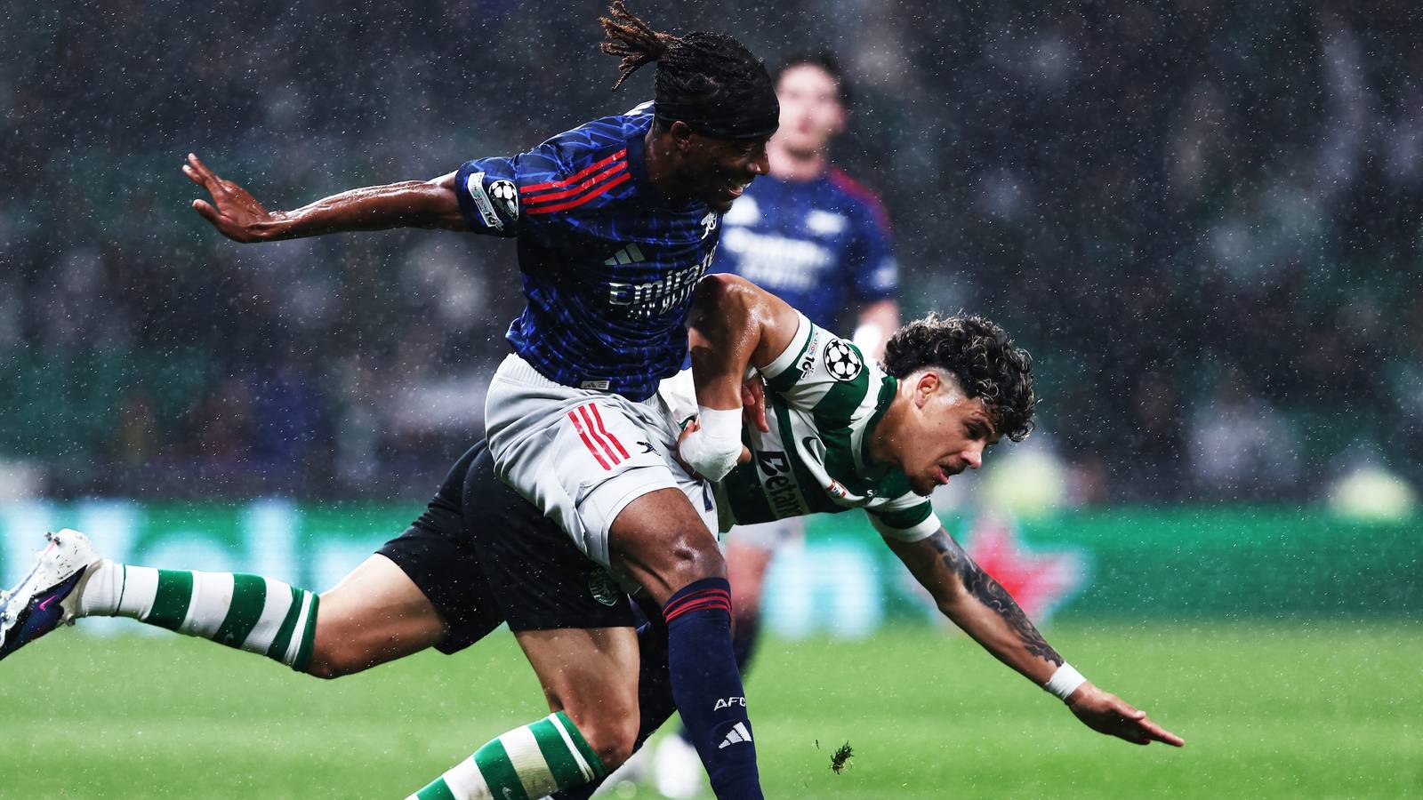 £35m will get deal done: Man United burst into race to sign "top-tier" South American