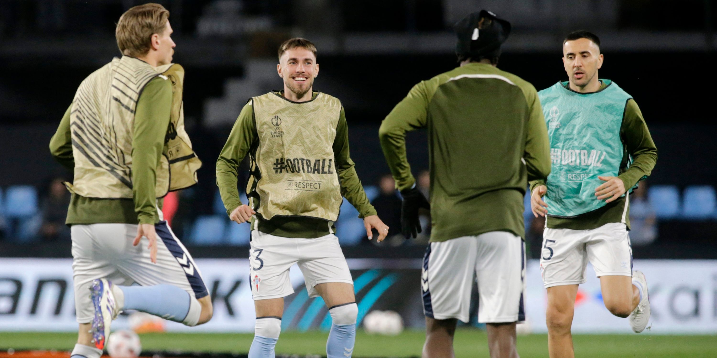 Celta Vigo's Oscar Mingueza and teammates during the warm up before the match