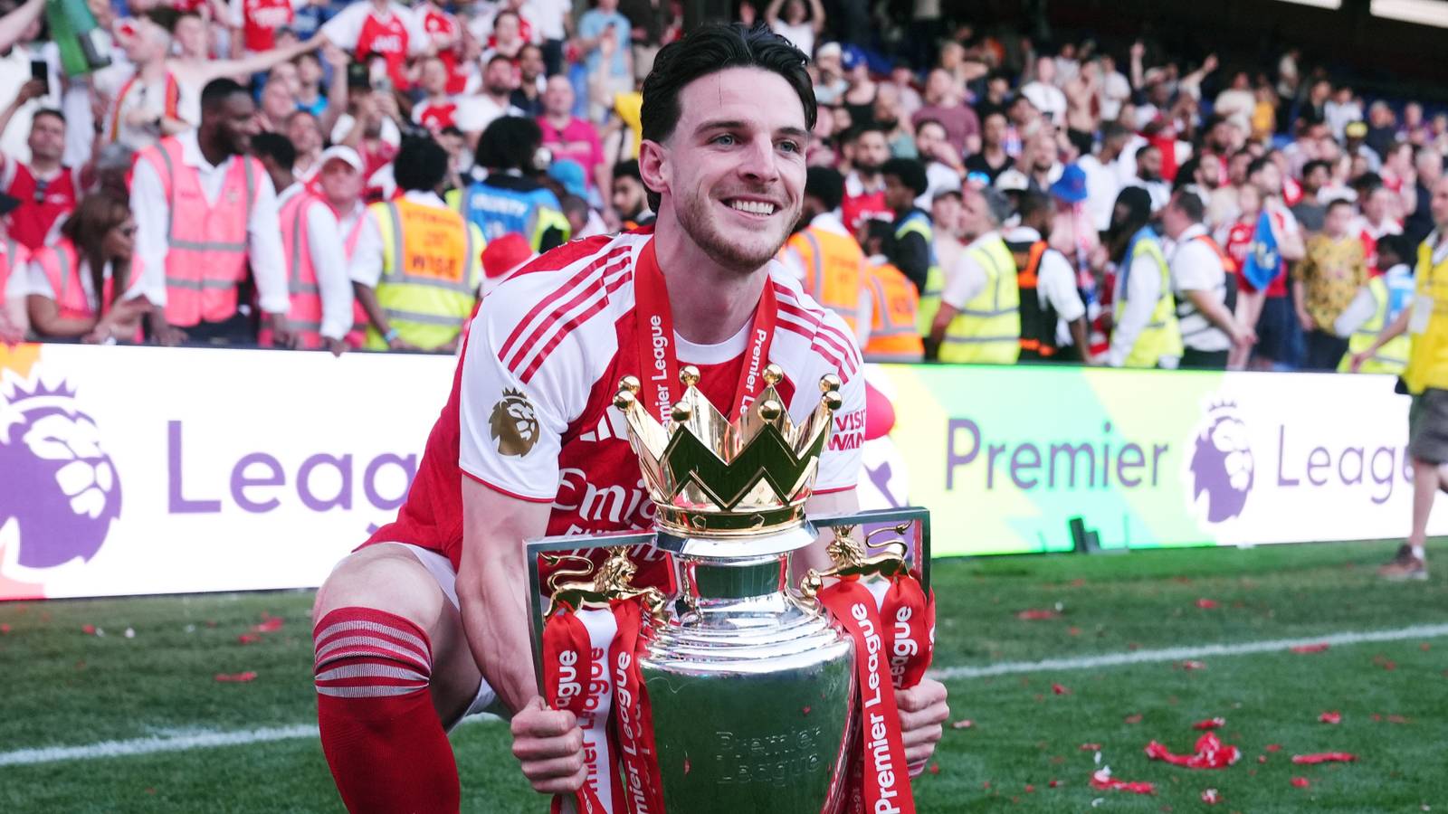 The £80m star wants to join Man Utd along with Ederson The £80m star wants to join Man Utd along with Ederson