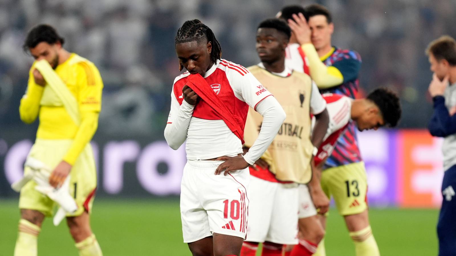L’entusiasmante aggiornamento del trasferimento dell’Arsenal di David Ornstein è una brutta notizia per Eze L’entusiasmante aggiornamento del trasferimento dell’Arsenal di David Ornstein è una brutta notizia per Eze
