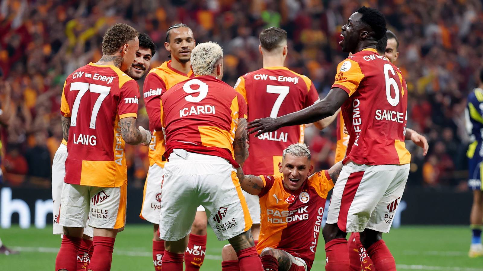The £108k-a-week star turned down Galatasaray because he wants to join Arsenal The £108k-a-week star turned down Galatasaray because he wants to join Arsenal