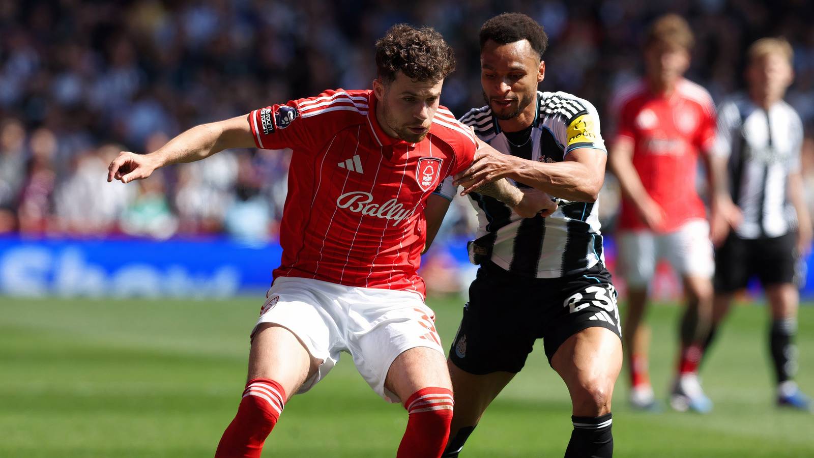 Howe must ditch the Newcastle star who had fewer touches than Pope Howe must ditch the Newcastle star who had fewer touches than Pope