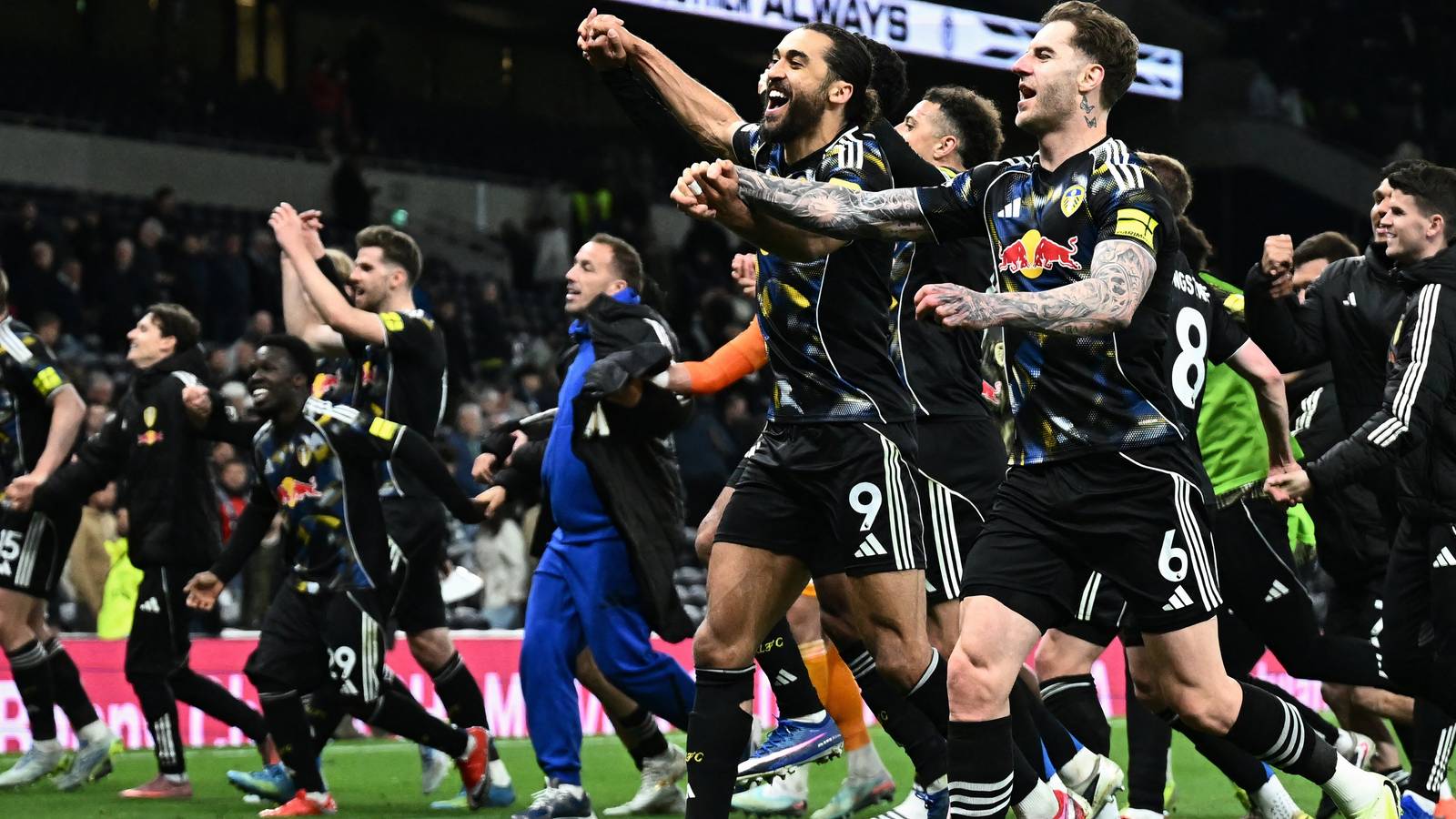 Worse than Aaronson: Leeds must drop £25m flop who lost the ball every 3 touches