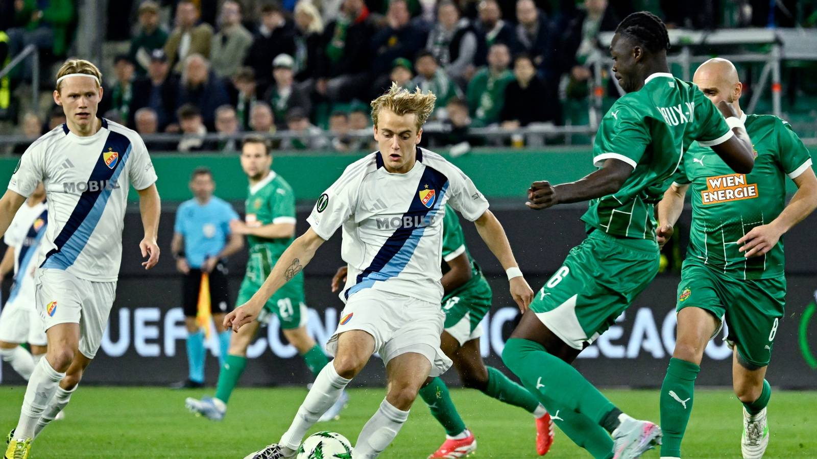 After Shankland: Rangers make approach to sign another attacker