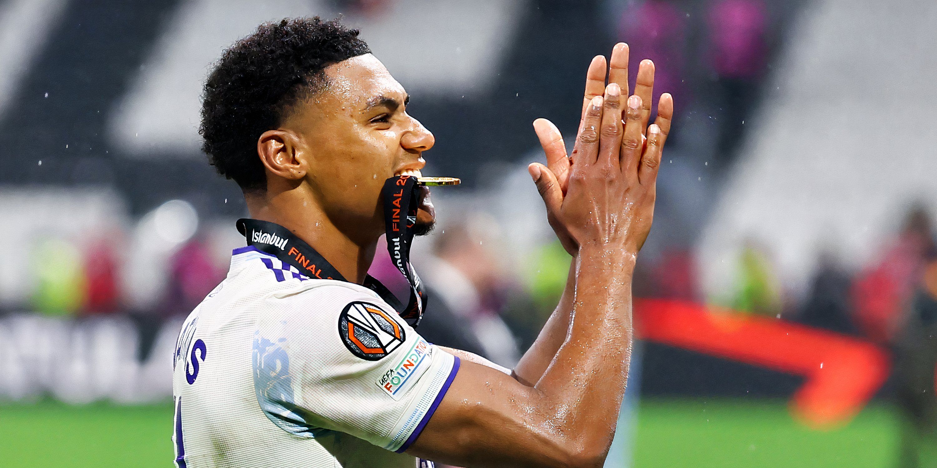 ollie-watkins-aston-villa-freiburg
