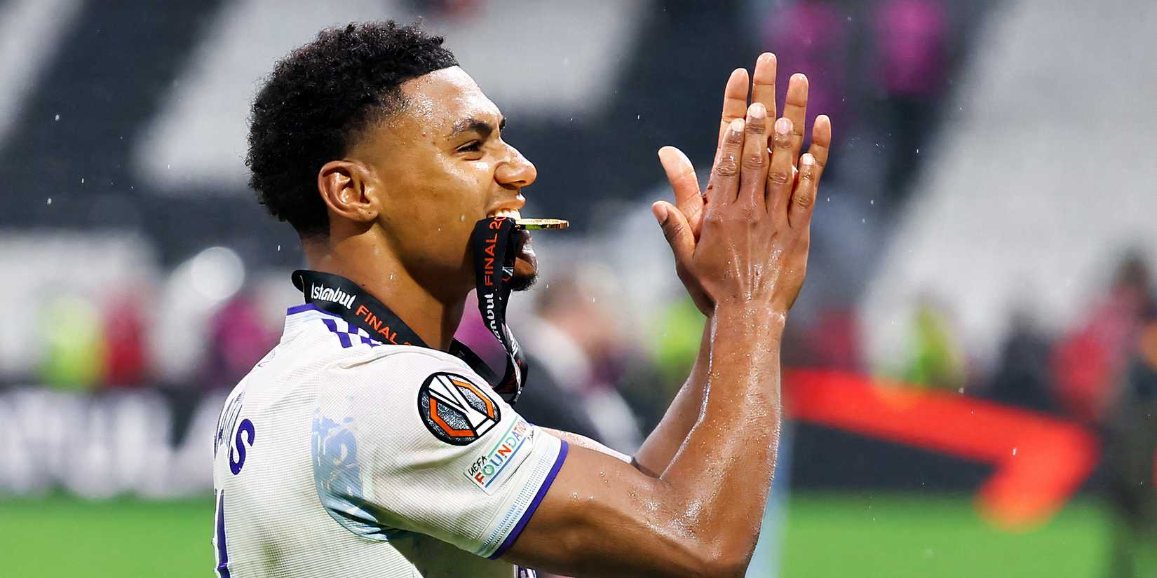 ollie-watkins-aston-villa-freiburg