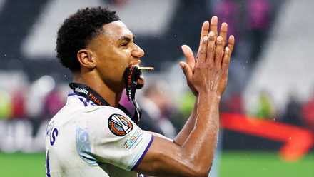 ollie-watkins-aston-villa-freiburg
