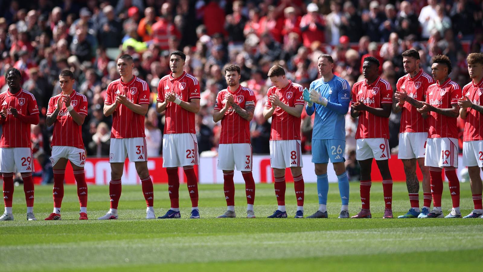 Once-£100m star chooses Nottingham Forest over Spurs and Man Utd transfer - Football FanCast