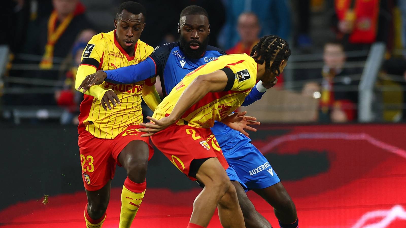 Crystal Palace now plotting move for 30-cap int’l striker who held talks to join Man Utd