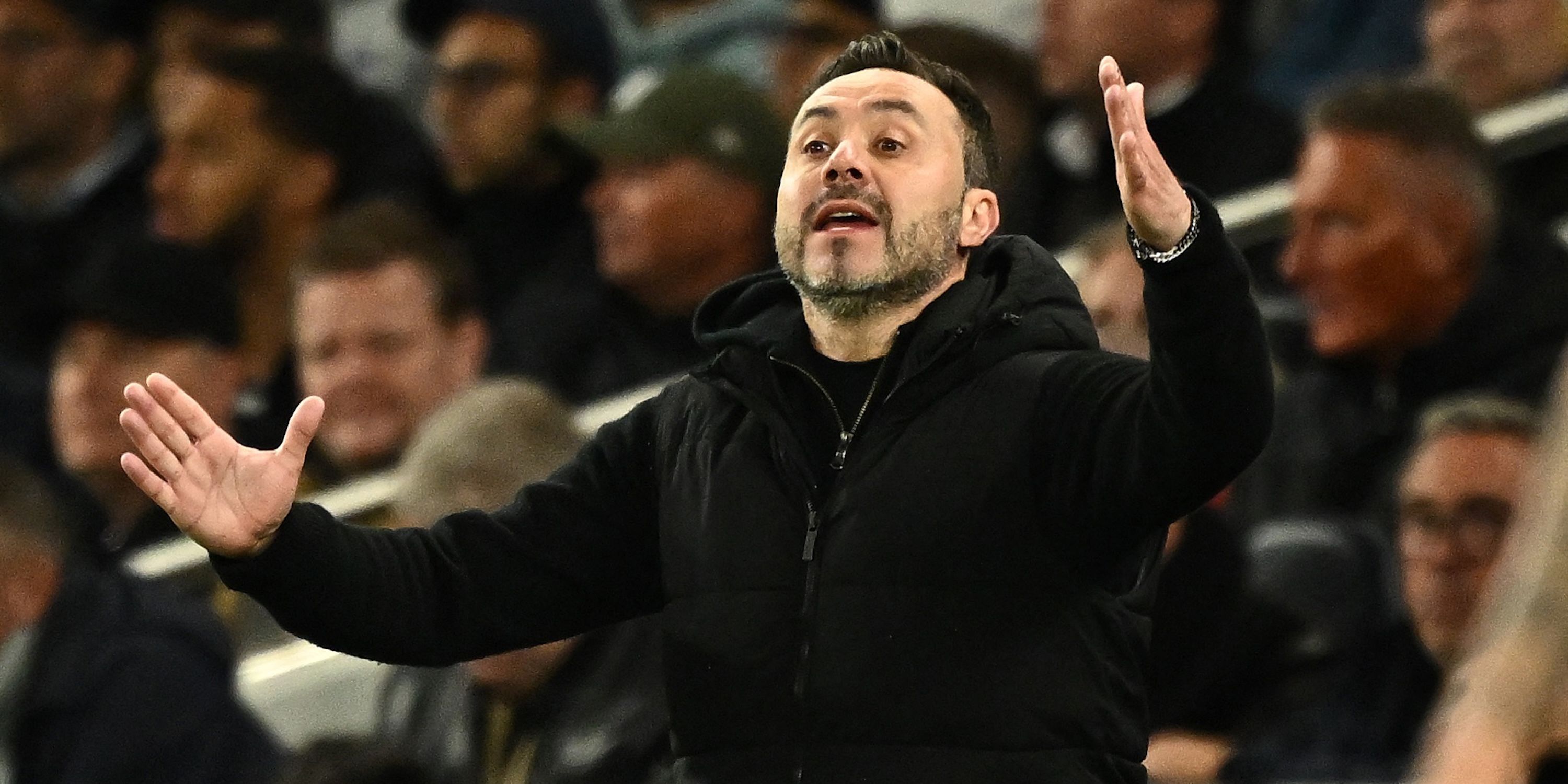 Tottenham Hotspur manager Roberto De Zerbi 