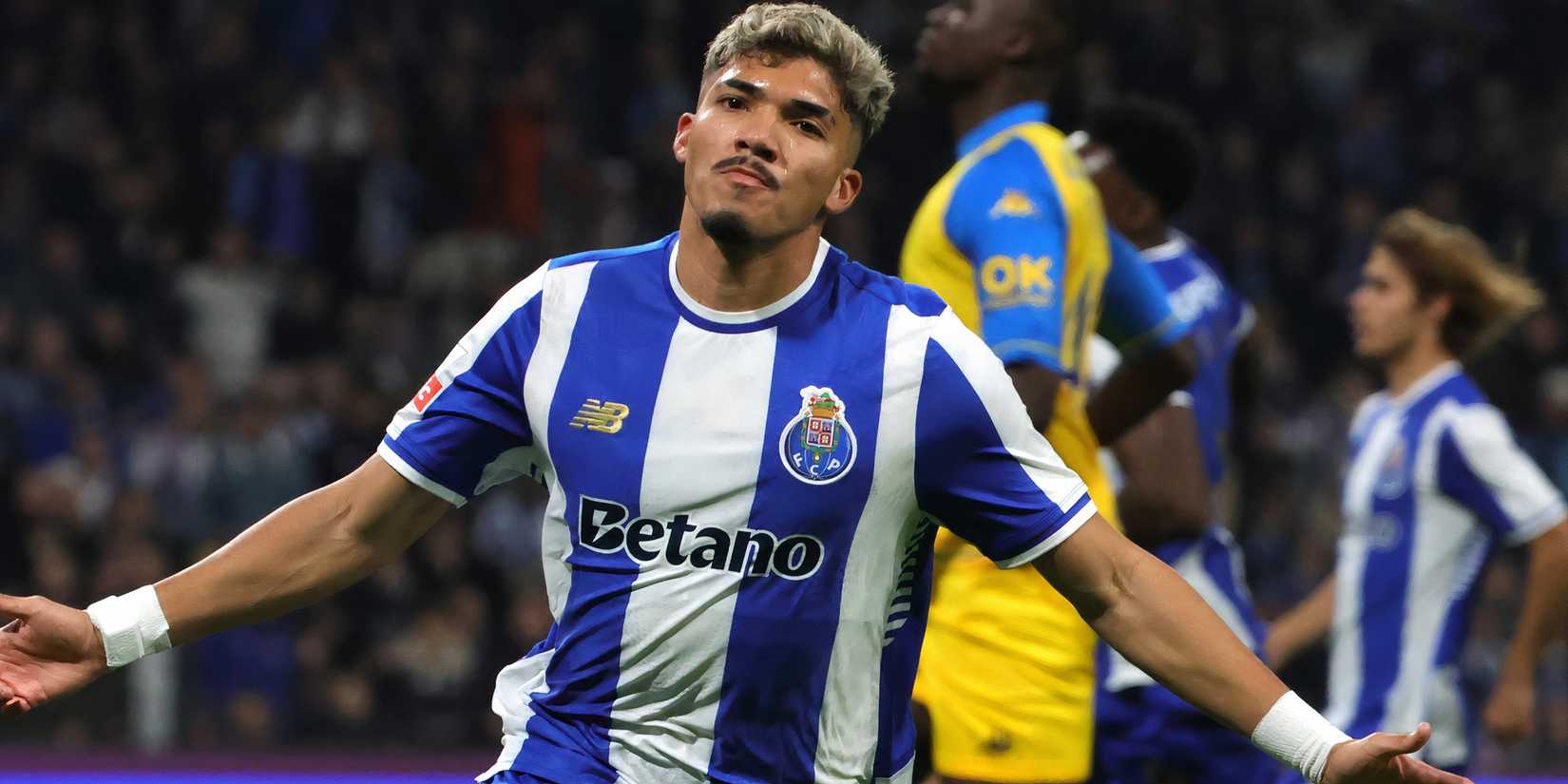 transferência-william-gomes-porto-arsenal