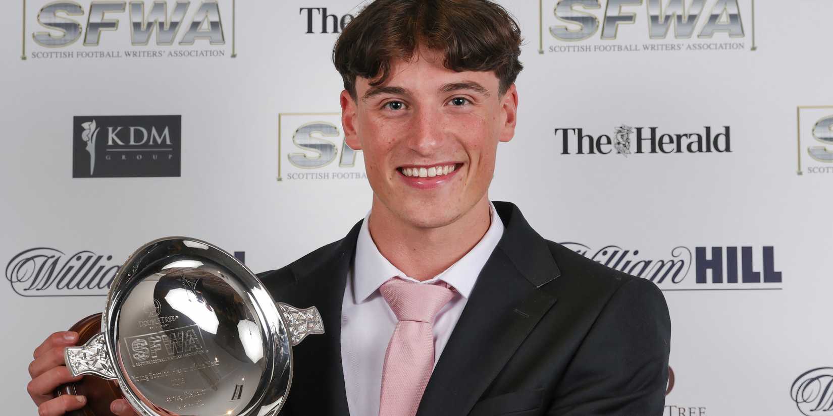 barney-stewart-falkirk-award