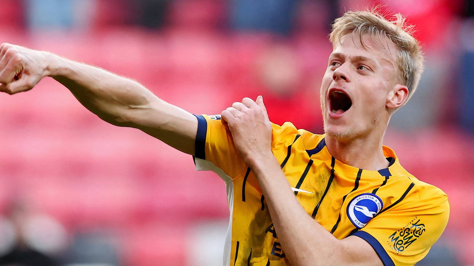 Brighton eyeing Vuskovic swap deal with Tottenham as van Hecke transfer edges closer