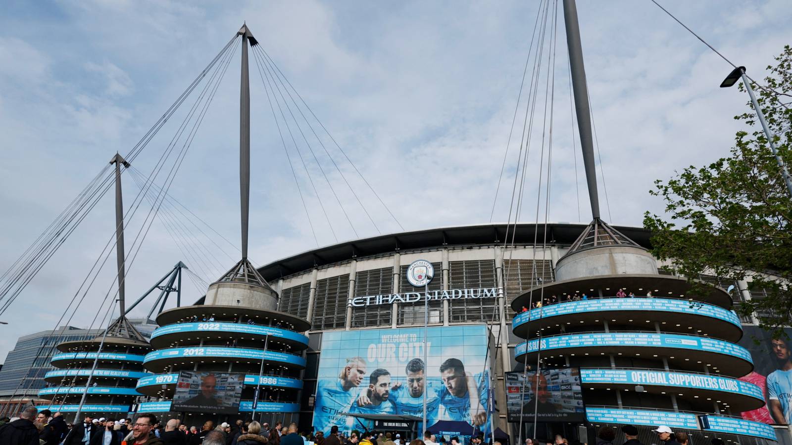Man City Siap Bajak Kiper Muda Sheffield Wednesday: Ancaman bagi The Owls