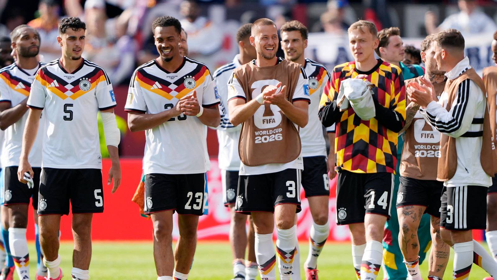 Man Utd hold talks to sign £52m star who’s already green-lit summer move