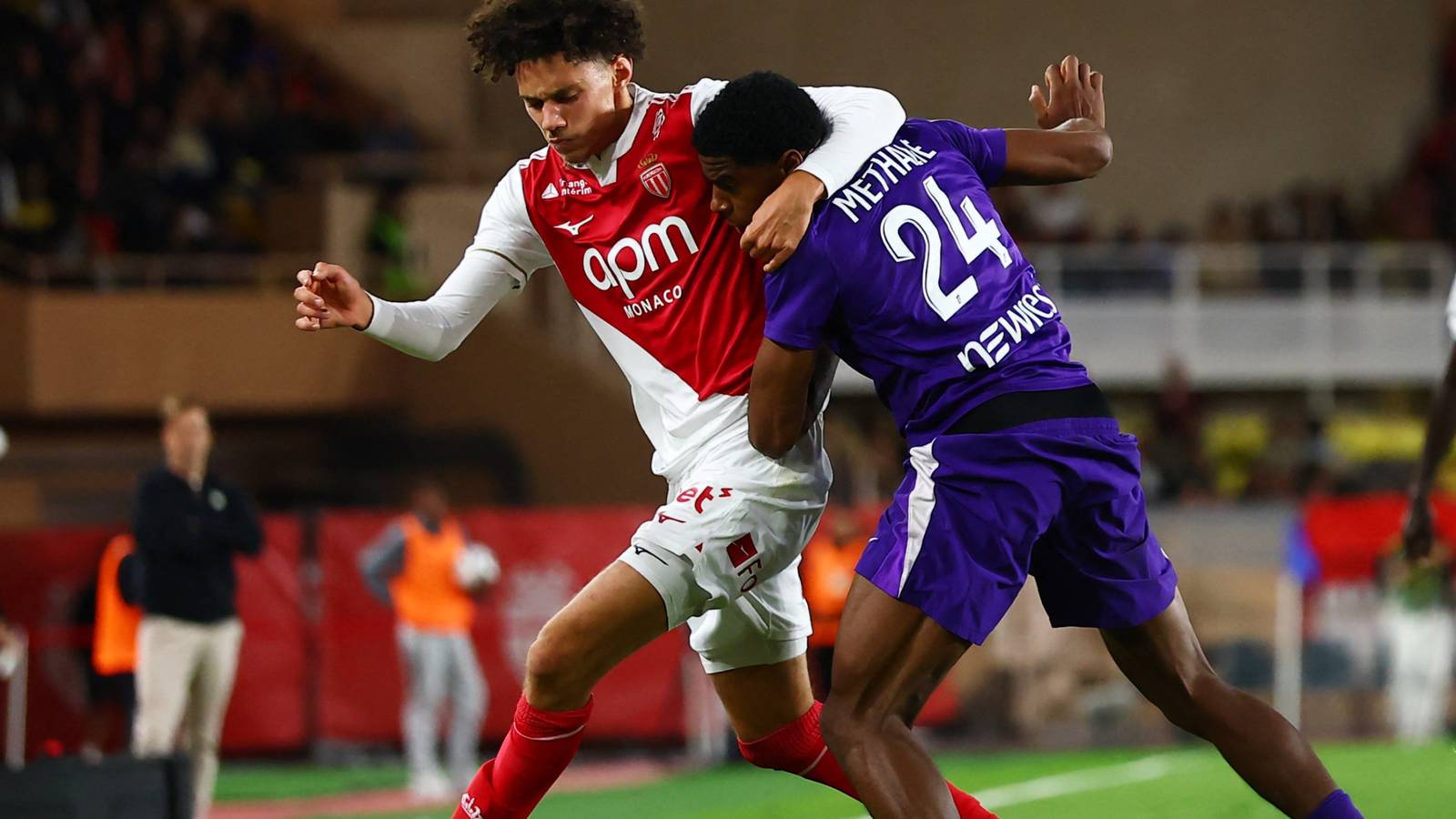 Newcastle hurriedly launch talks to sign star to prevent yet another hijack