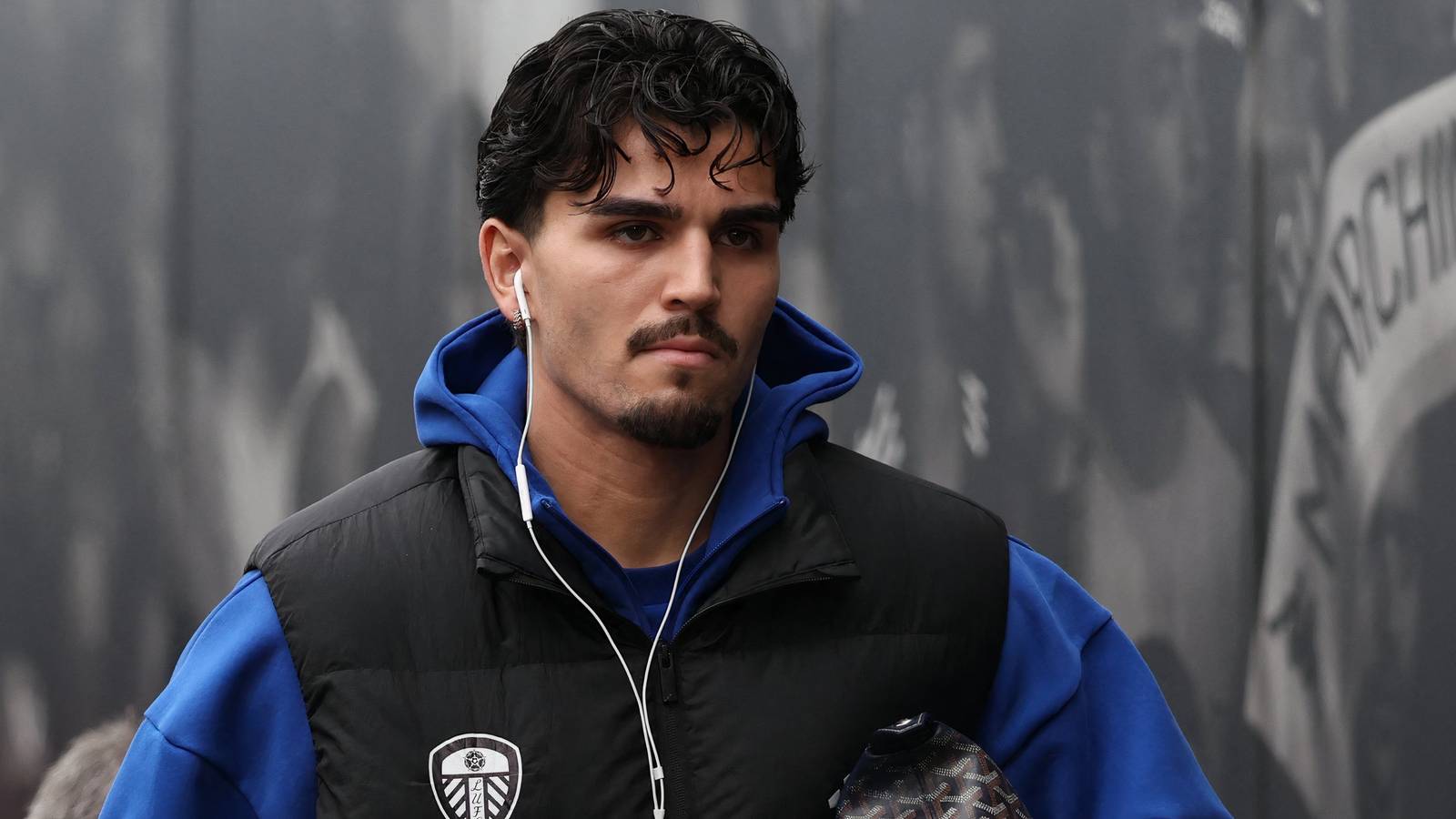 Leeds can forget all about Pascal Struijk by signing £26m English defender